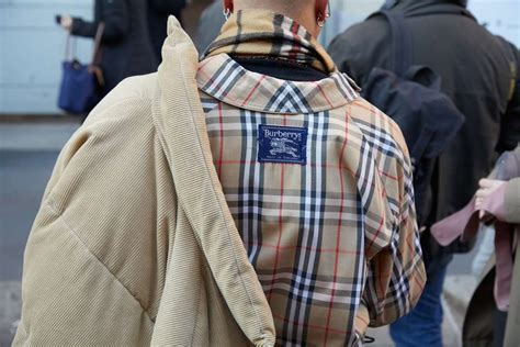 second hand Burberry clothing